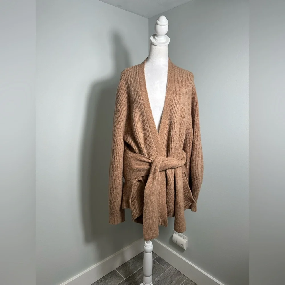 Brochu Walker Wool Baby Alpaca Camel Tie Hansen Wrap Cardigan Size Large - Picture 3 of 17